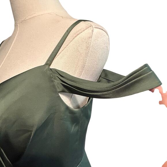 Azazie Formal Maxi Dress SZ A4 Sage Pleated Stretch Satin Baby Doll Wedding - Picture 4 of 8